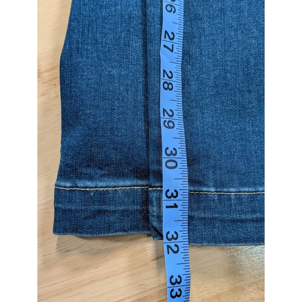 Ed Hardy Mens 32 Wide Leg Embroidered Jeans Medium‎ Vintage Blue NEW